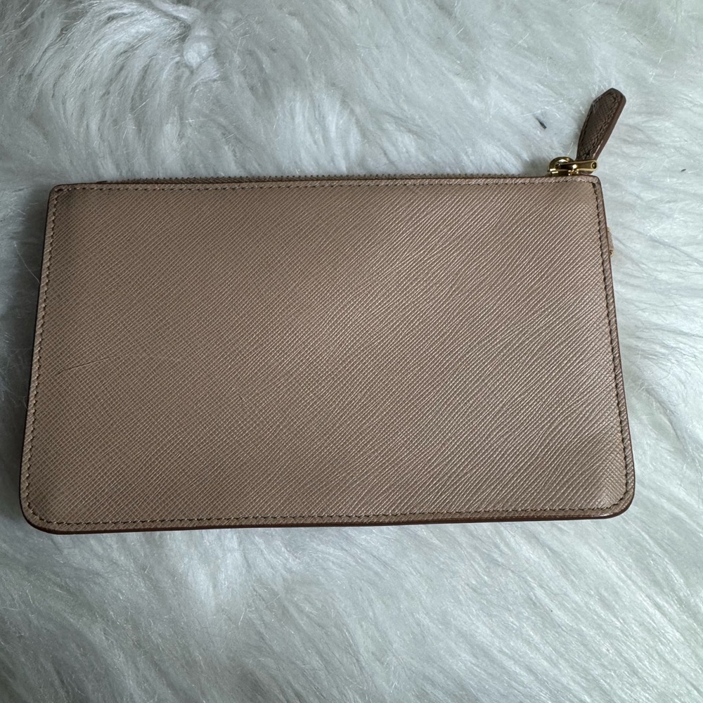 Prada wallet - Picture 8 of 11